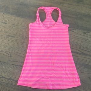 Lululemon cool racerback size 4